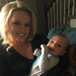 Meet your Posher, Kelli